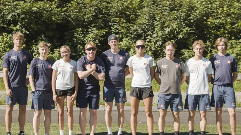 Landslaget på plats i Folgefonna. Foto: Fjällström. 